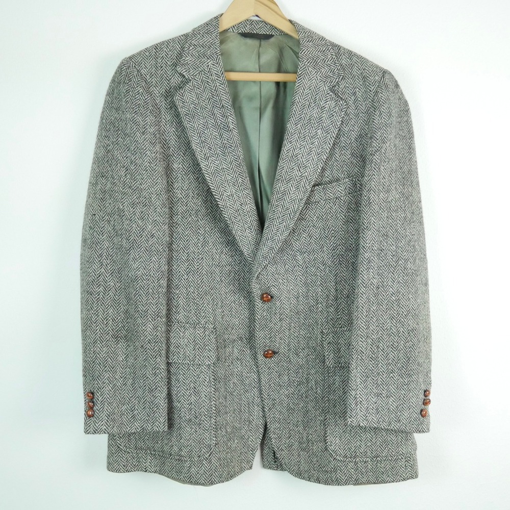 Vintage Scottish Harris Tweed Grey Herringbone Wool Blazer est 40R 44x30 Preppy